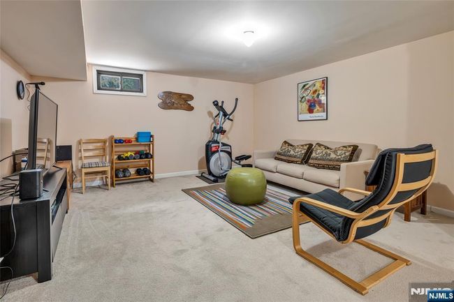 181 Long Hill Rd, House attached with 2 bedrooms, 3 bathrooms and null parking in Little Falls NJ | Image 39