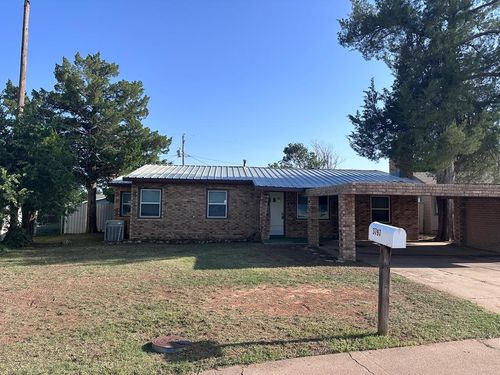 3797 Highland Dr, Snyder, TX, 79549-5317 | Card Image