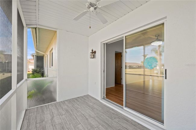 APT-1902 - 12538 Sw Kingsway Cir, Condo with 2 bedrooms, 2 bathrooms and null parking in LAKE SUZY FL | Image 23