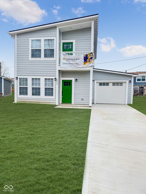 3813 N Lawndale Ave, Indianapolis, IN, 46254-2813 | Card Image