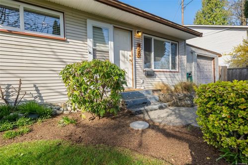 820 Cadogan St, Nanaimo, BC, V9S1V1 | Card Image