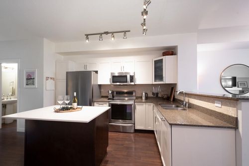 33-55 Hawthorn Dr, Port Moody, BC, V3H0B3 | Card Image