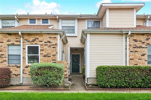 132-3320 Timberlane Way Dr, Harvey, LA, 70058-5529 | Card Image