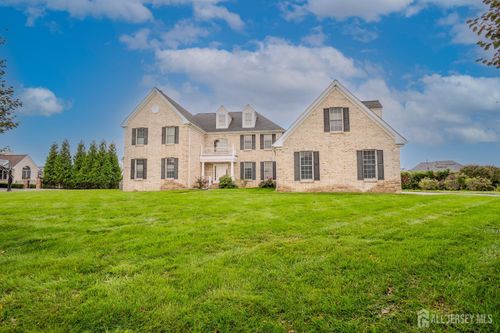 6 Byrne Ct, Monroe, NJ, 08831-3786 | Card Image