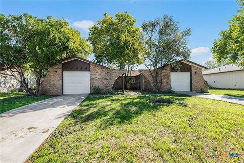 1524 Eichen Rd, New Braunfels, TX, 78130-3209 | Card Image