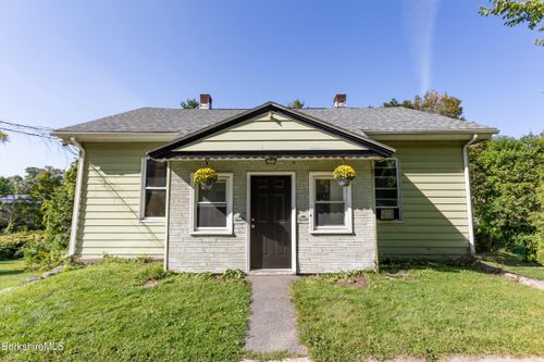 91-8991 Pecks Rd, Pittsfield, MA, 01201-1357 | Card Image