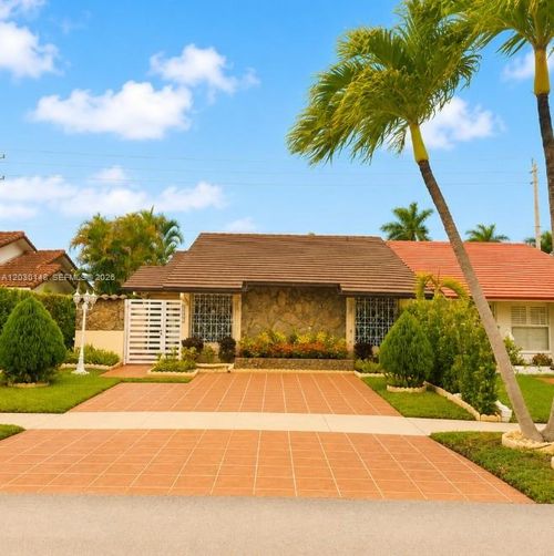 9013 Sw 8th Ter, Miami, FL, 33174 | Card Image