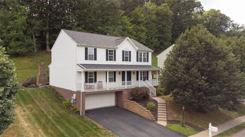 118 Blue Heron Dr, Wexford, PA, 15090-2512 | Card Image