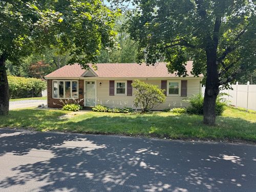 19 Candice St, Clinton, MA, 01510-3905 | Card Image