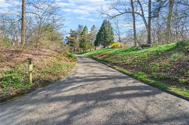 5 Holly Pl, House other with 4 bedrooms, 3 bathrooms and null parking in Wilton CT | Image 34