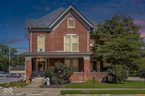 136 E 3rd St, Rushville, IN, 46173-1840 | Card Image