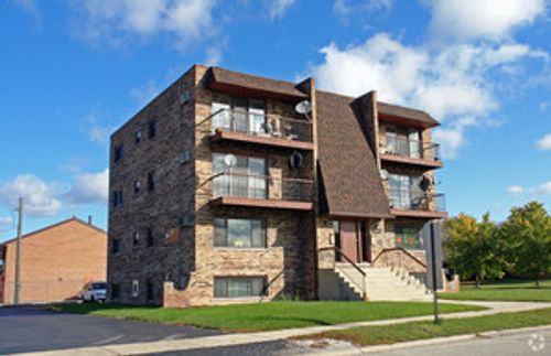 1e-8800 W 76th Place, Justice, IL, 60458 | Card Image