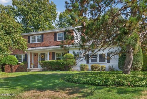 9 Sky Hollow Dr, Menands, NY, 12204-1216 | Card Image