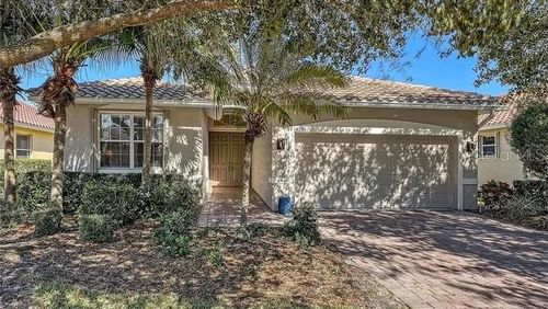 4235 63rd Ter E, SARASOTA, FL, 34243-7918 | Card Image