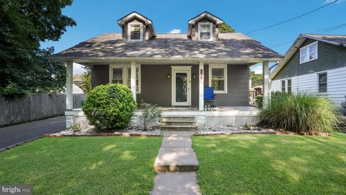 7219 Parkwyn Ave, Bristol, PA, 19007-5824 | Card Image