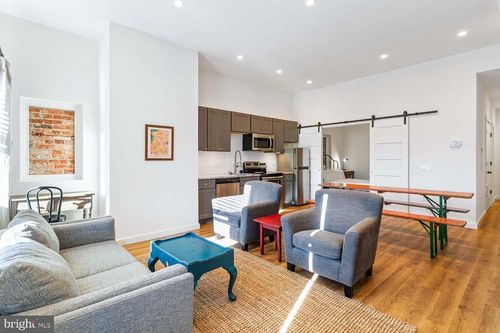 3-2465 18th St Nw, WASHINGTON, DC, 20009-2003 | Card Image