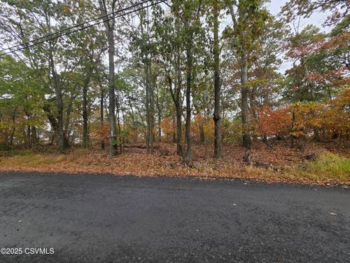 500 Evergreen Ln, Catawissa, PA, 17820-8242 | Card Image