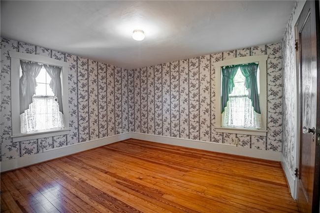 885 Alcoma St, House other with 2 bedrooms, 1 bathrooms and 1 parking in Sharon PA | Image 15