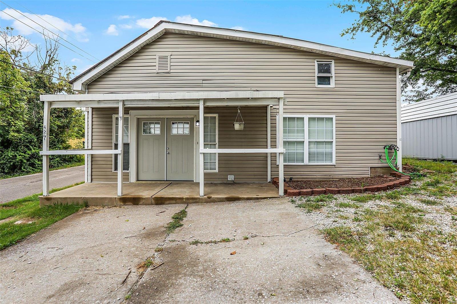 Highway M , Villa Ridge, MO 63089