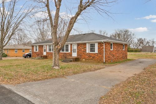 b-109 Holley St, Hopkinsville, KY, 42240-2523 | Card Image
