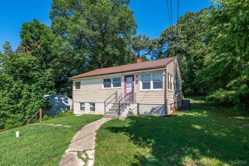1012 Park St, Altavista, VA, 24517-1533 | Card Image