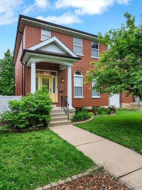 4037 Mcree Ave, Saint Louis, MO, 63110-2425 | Card Image
