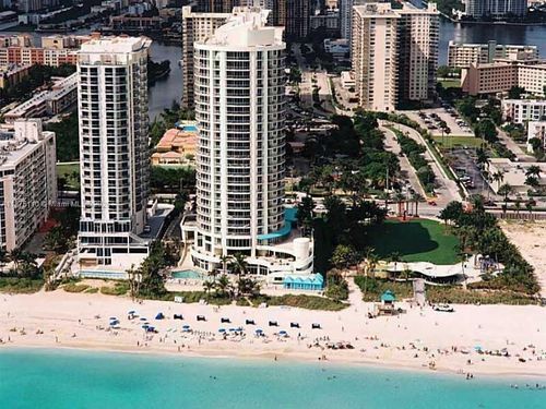 2606-17375 Collins Ave, Sunny Isles Beach, FL, 33160-3410 | Card Image