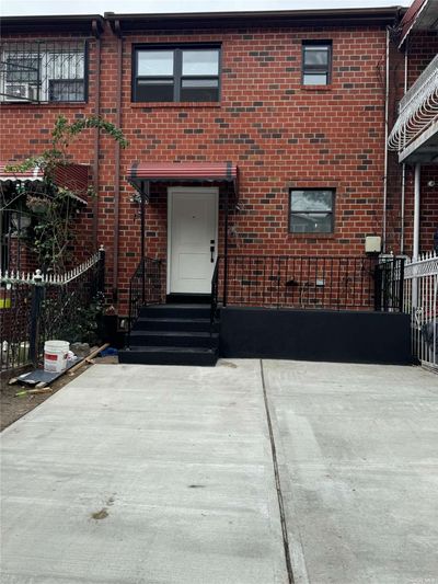 648 Barbey Street, House other with 3 bedrooms, 2 bathrooms and null parking in East New York NY | Image 1