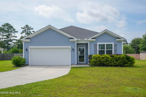 406 Saxby Way, Holly Ridge, NC, 28445-8026 | Card Image