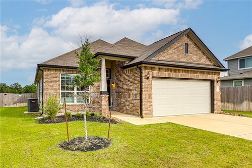 5762 Cerrillos Dr, Bryan, TX, 77807-1553 | Card Image