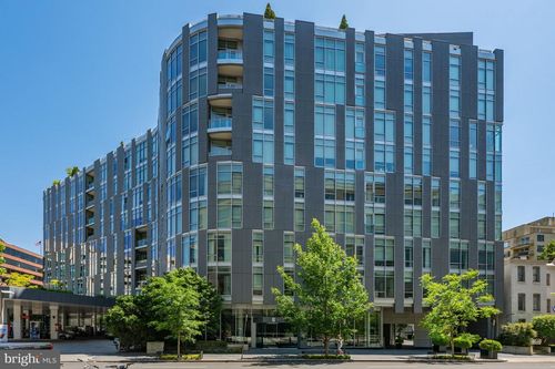 2e-1177 22nd St Nw, WASHINGTON, DC, 20037-1254 | Card Image