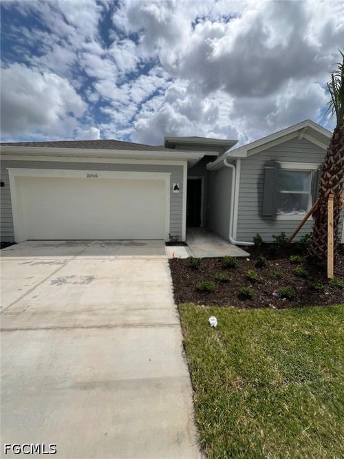 20506 Copperhead Dr, Lehigh Acres, FL, 33936-5965 | Card Image