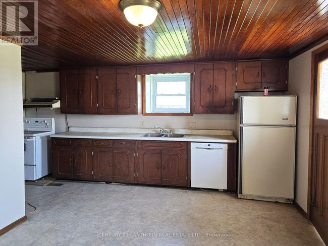 4893 Old Highway 2 Highway, Home with 4 bedrooms, 2 bathrooms and 9 parking in Belleville (Belleville Ward) ON | Image 28