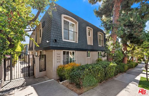 102-964 Larrabee Street, West Hollywood, CA, 90069 | Card Image