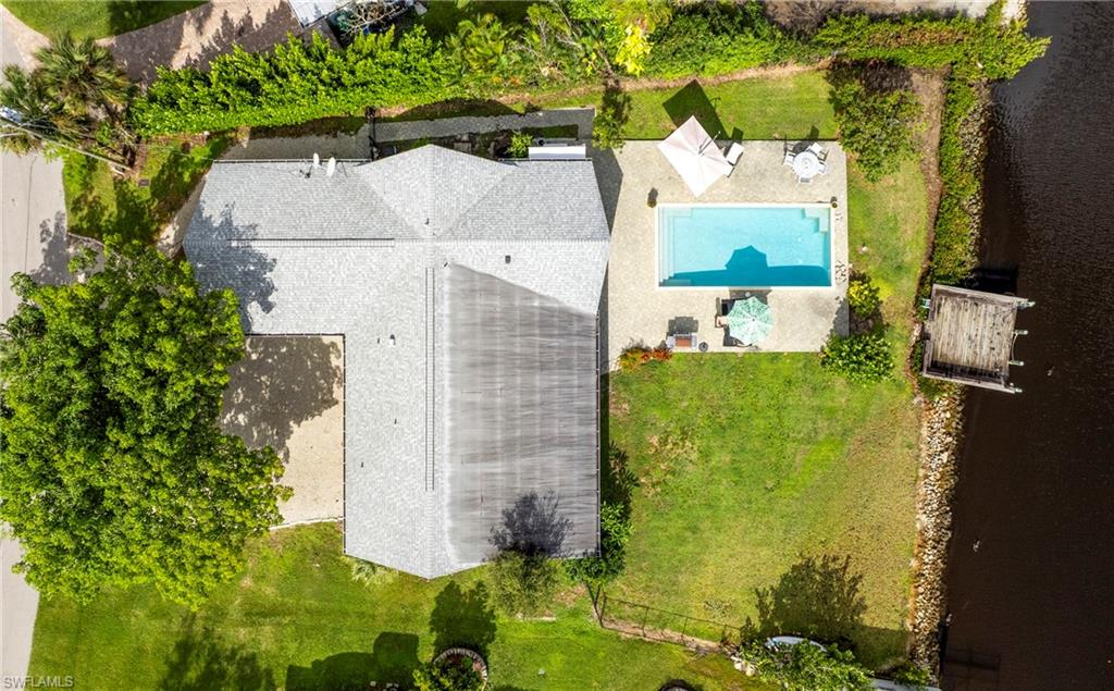 Residential in NAPLES 4