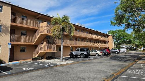 apt-210-4600 98th Way N, ST PETERSBURG, FL, 33708-3770 | Card Image