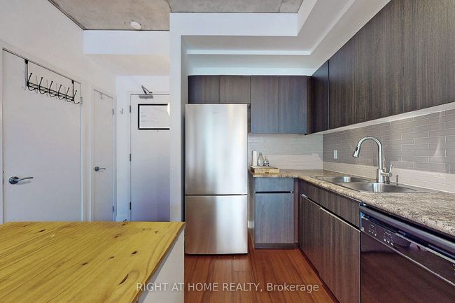 312 - 38 Niagara St, Condo with 1 bedrooms, 1 bathrooms and 1 parking in Toronto ON | Image 11