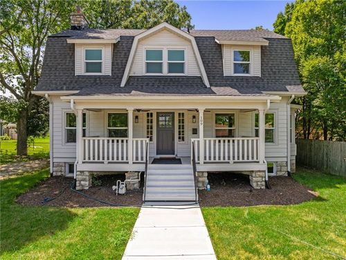 109 E Cedar St, Olathe, KS, 66061-4416 | Card Image
