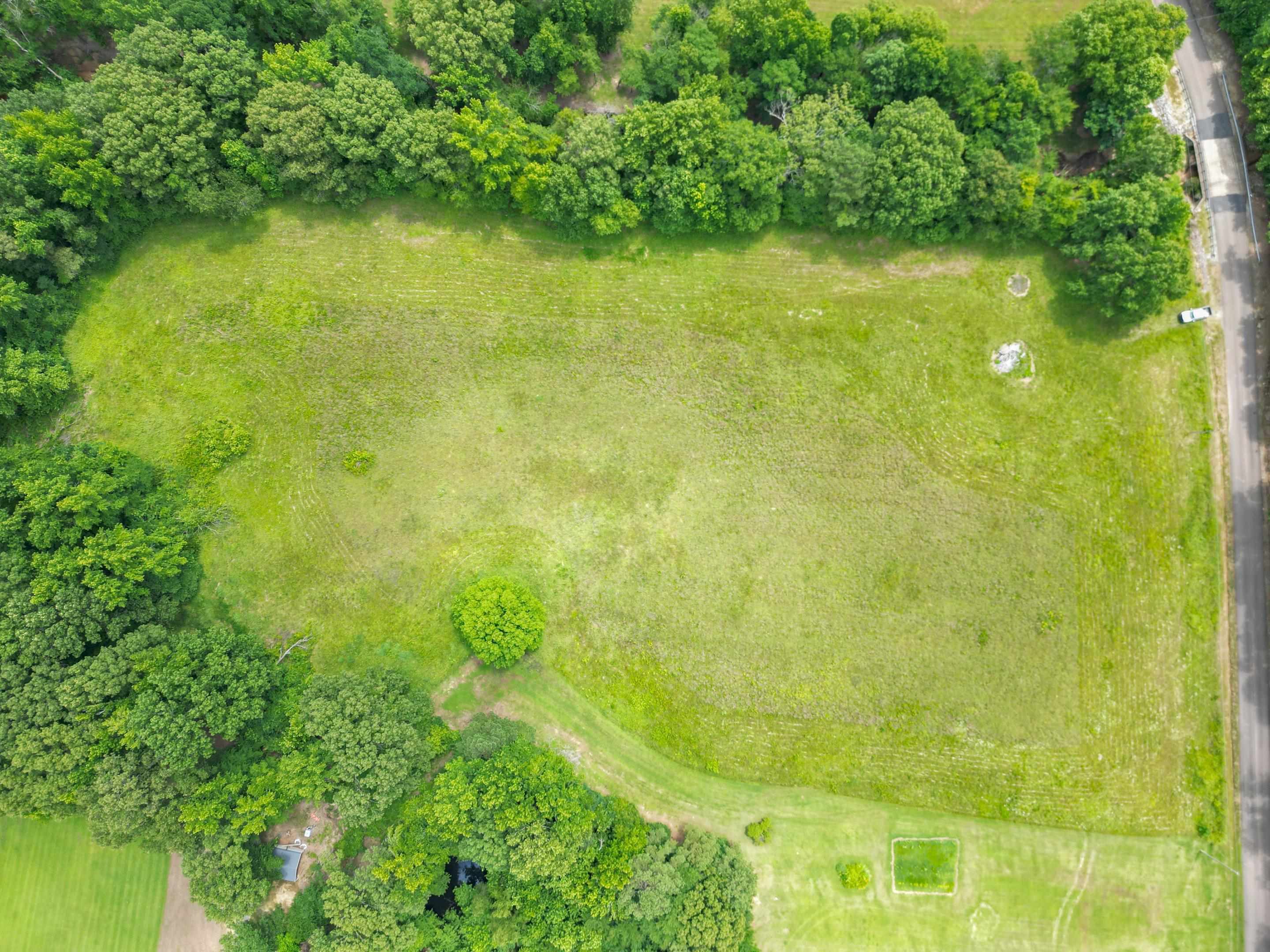 Land in Moscow 5