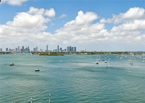 821-1000 W Ave 821, Miami Beach, FL, 33139 | Card Image