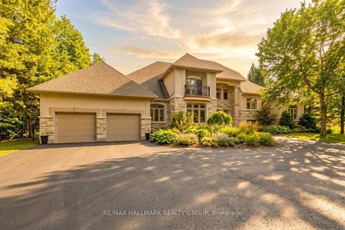 5800 Queenscourt Cres, Manotick, ON, K4M1K3 | Card Image