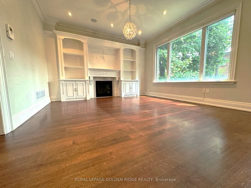 517 Glengarry Ave, North York, ON, M5M1G2 | Card Image