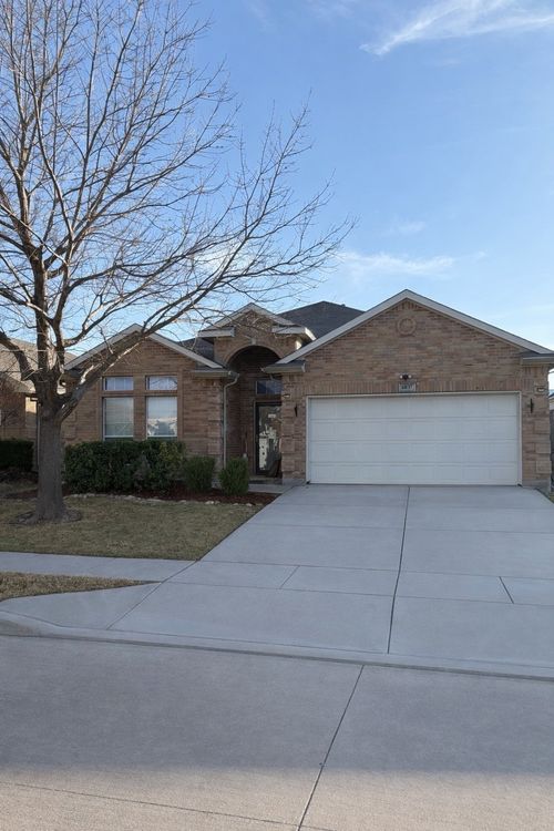 6037 Horse Trap Dr, Fort Worth, TX, 76179-7555 | Card Image