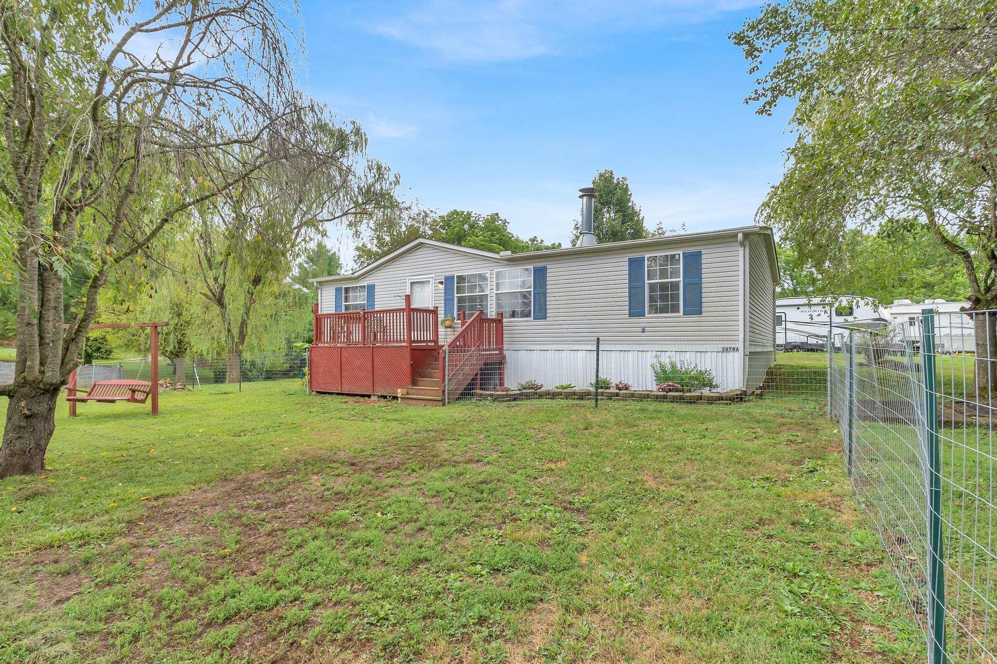 Buell St, Morristown, TN 37814