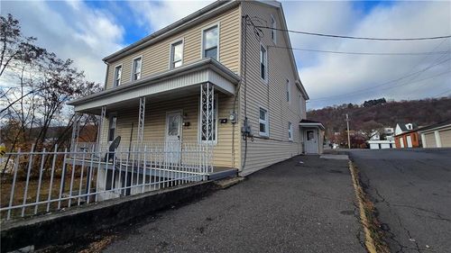 22 N Vine, Shenandoah Borough, PA, 17976 | Card Image