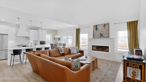 14612 Reserve Park Pl, Louisville, KY, 40299-2014 | Card Image