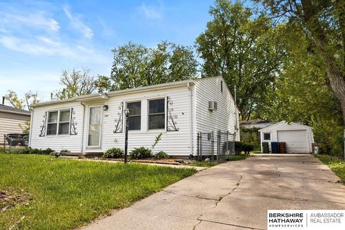 7411 S 41st Ave, Bellevue, NE, 68147-1088 | Card Image