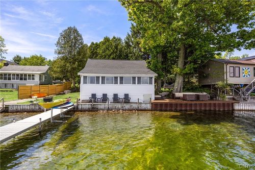 2010 Sunset Ln, Cazenovia, NY, 13035-9661 | Card Image