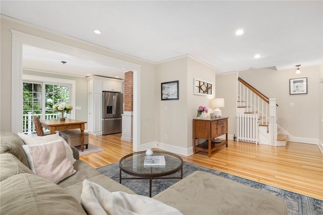 204 8 Th St, House other with 3 bedrooms, 2 bathrooms and 3 parking in Providence RI | Image 12