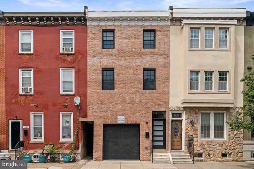 1821 Christian St, PHILADELPHIA, PA, 19146-1833 | Card Image